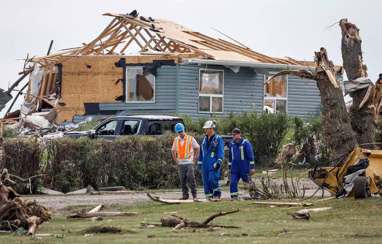 Alberta weekend tornado that damaged, destroyed homes rated rare, violent twister