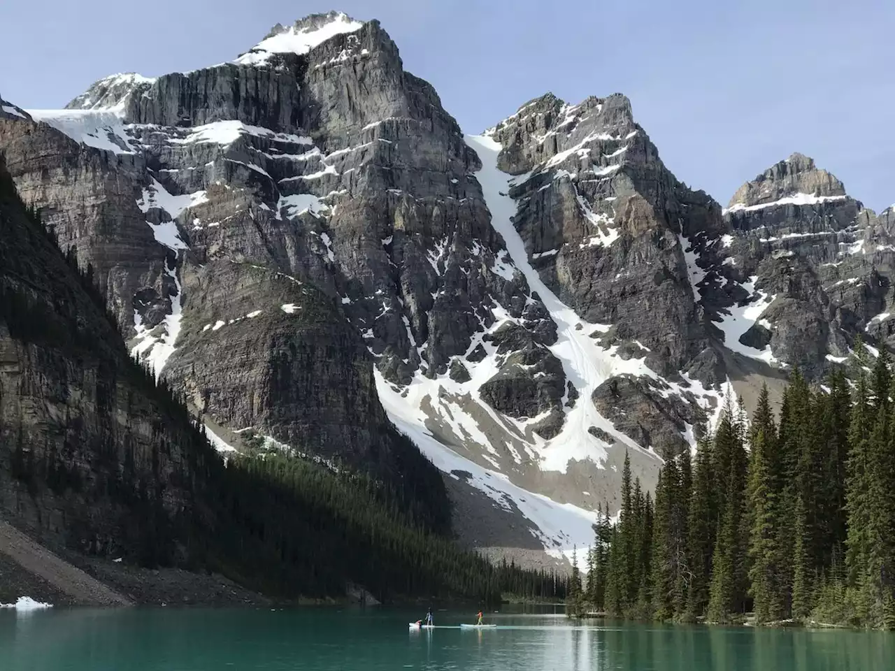 Fire leaves Lake Louise resort’s staff residence as a ‘complete loss’