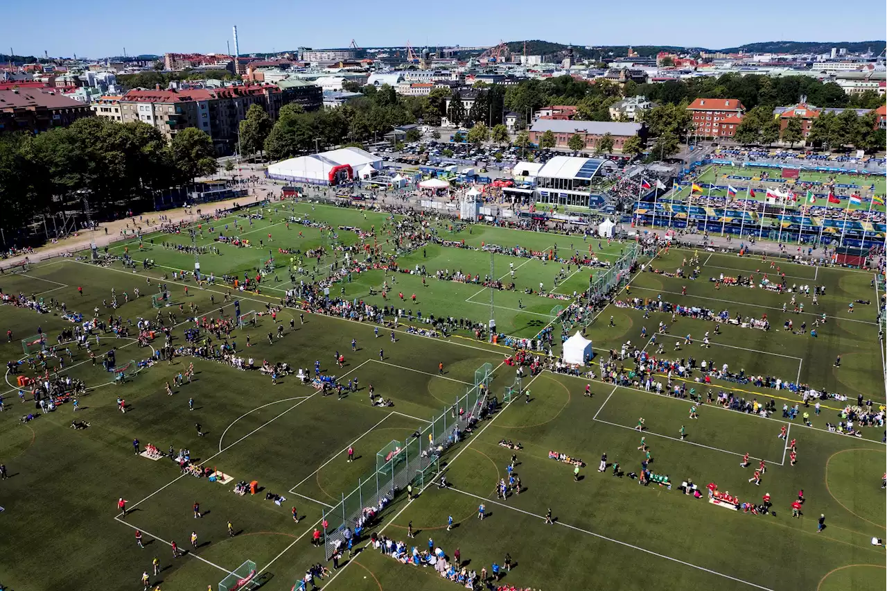 Nu förvandlas Heden till en enda stor handbollsfest