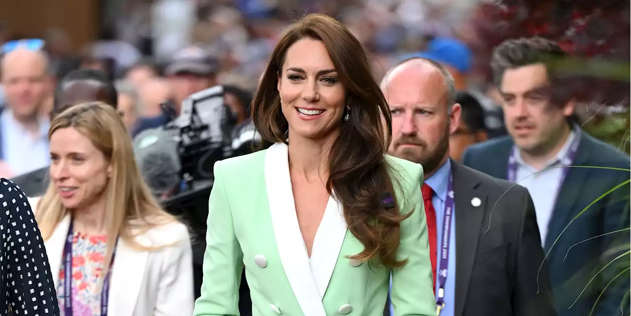 Princess Kate Pairs an '80s-Style Green Blazer and Pleated Skirt for Wimbledon