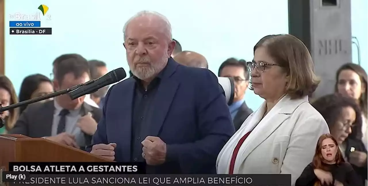 Lula sanciona lei que prevê igualdade salarial entre homens e mulheres: 'Nós vamos fazer cumprir'