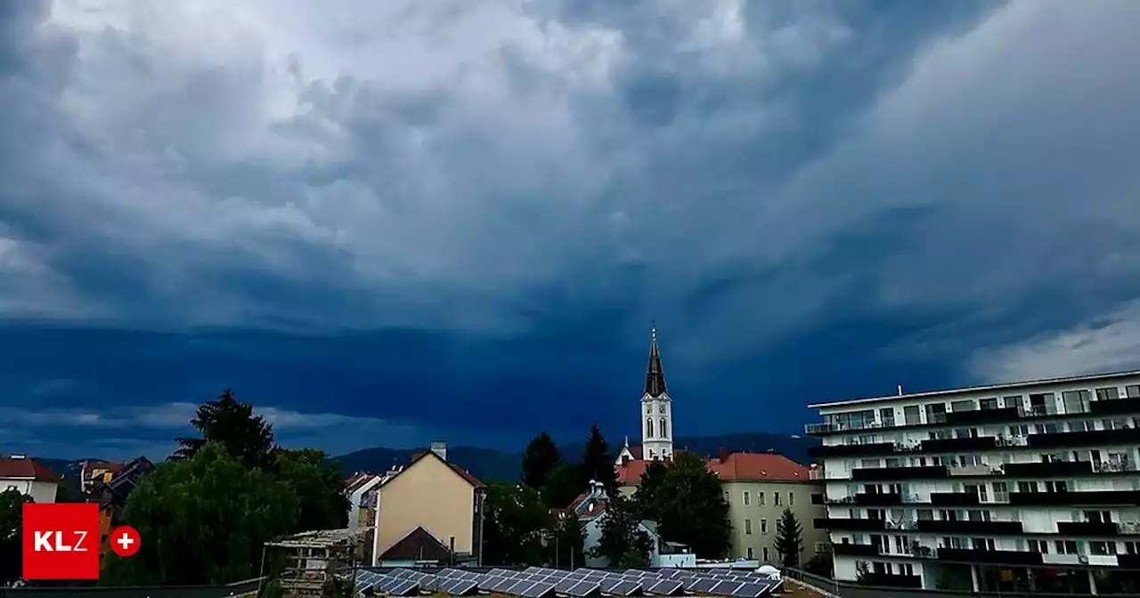 Später auch Hagel möglich: Derzeit ziehen Gewitter mit starken Schauern durchs Land