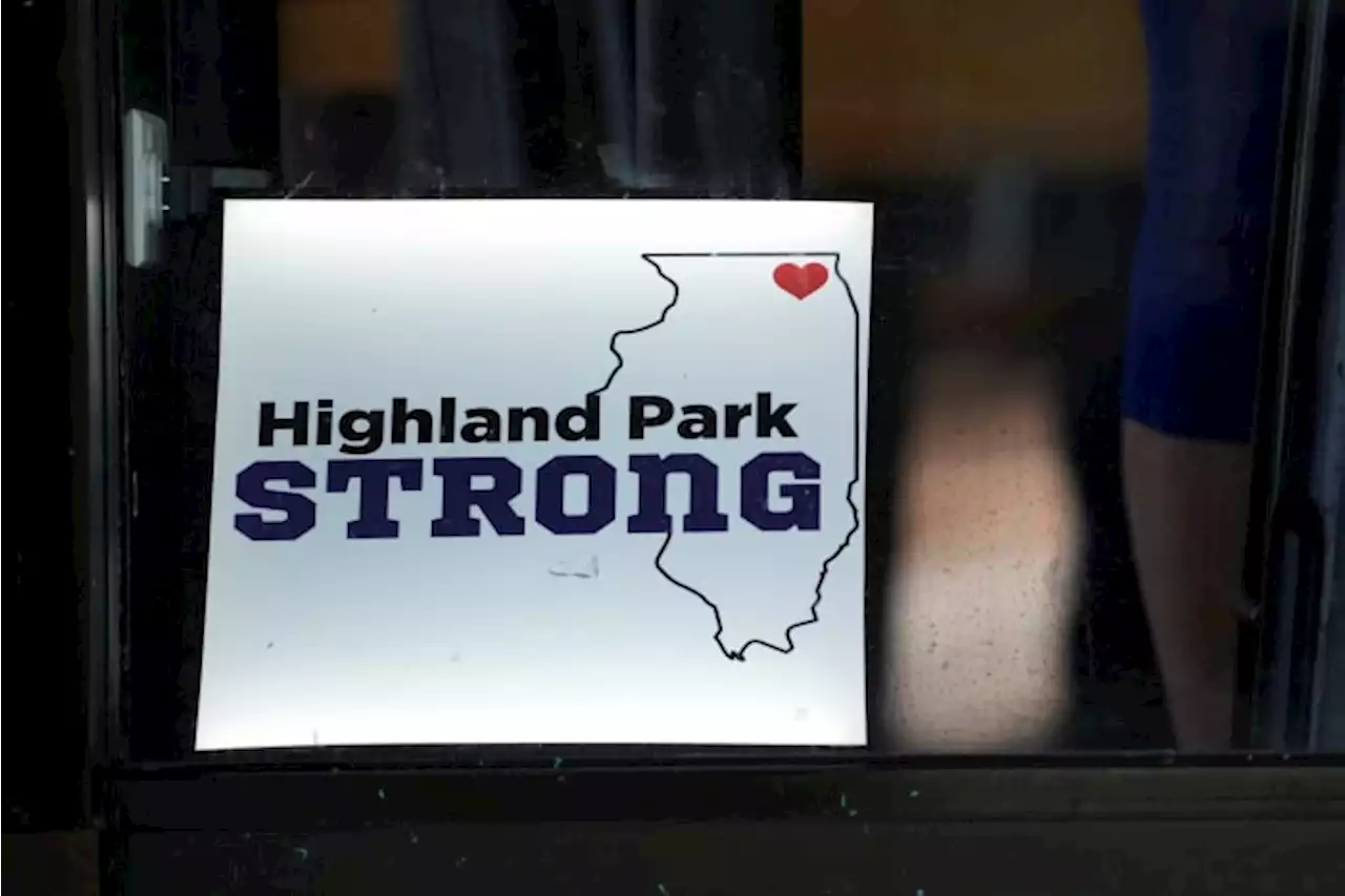 Highland Park marks 1 year after July 4 shooting with community walk reclaiming parade route