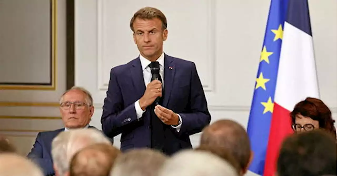 Émeutes après la mort de Nahel : Macron estime que le pic est passé