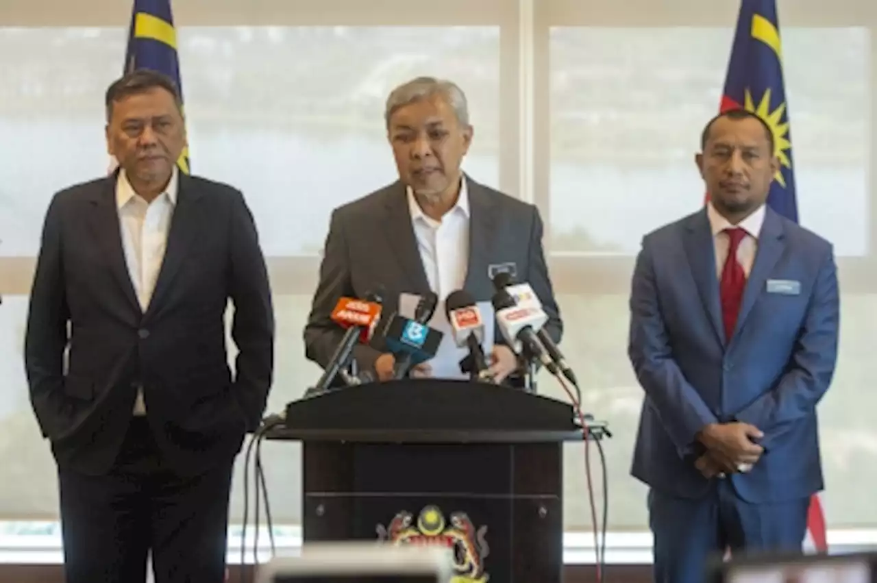 Zahid: Dr Mahathir is being provocative to stay relevant