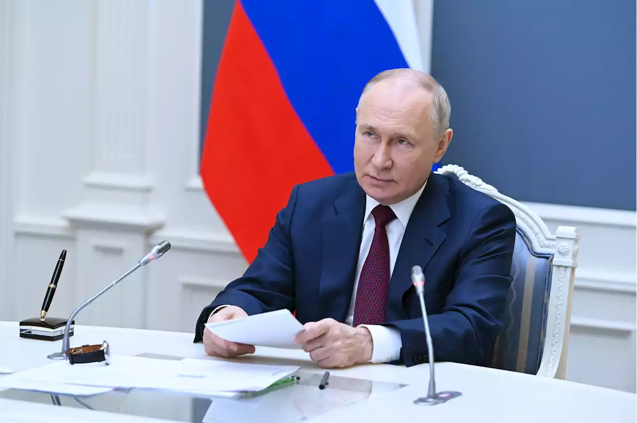 Putin says Russia will resist 'sanctions and provocations'