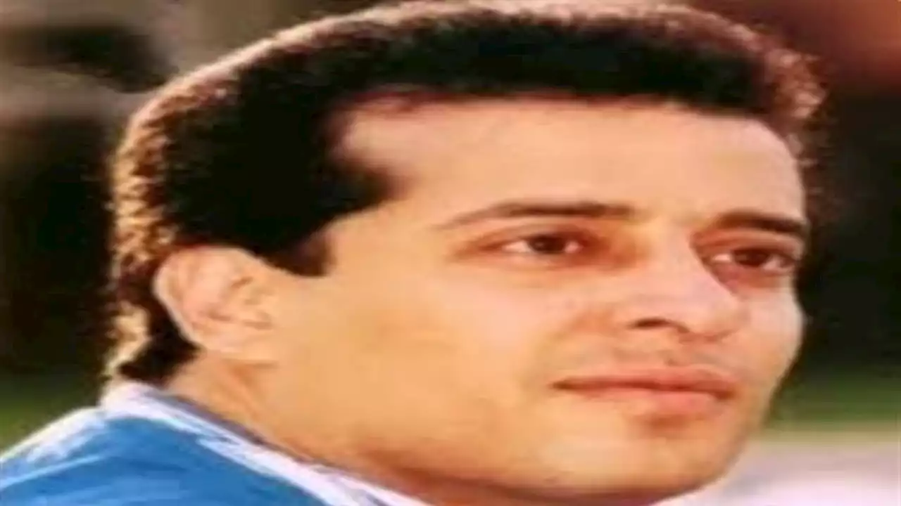 وصول جثمان الفنان علاء عبد الخالق لمسجد الشرطة بالشيخ زايد