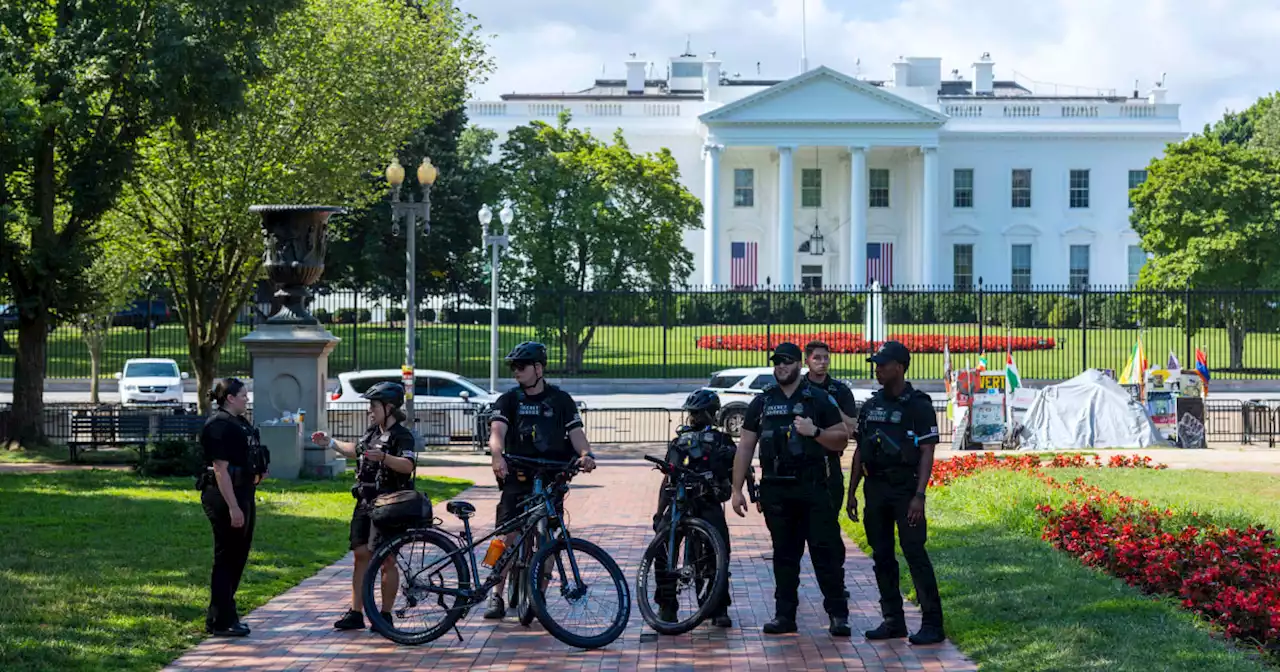 Secret Service investigating 'white, powdery substance' found in West Wing