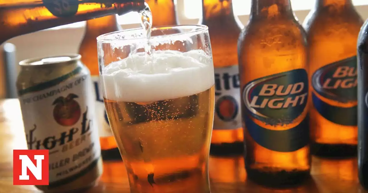 Bud Light beers sold for 33 cents to boost July 4 sales