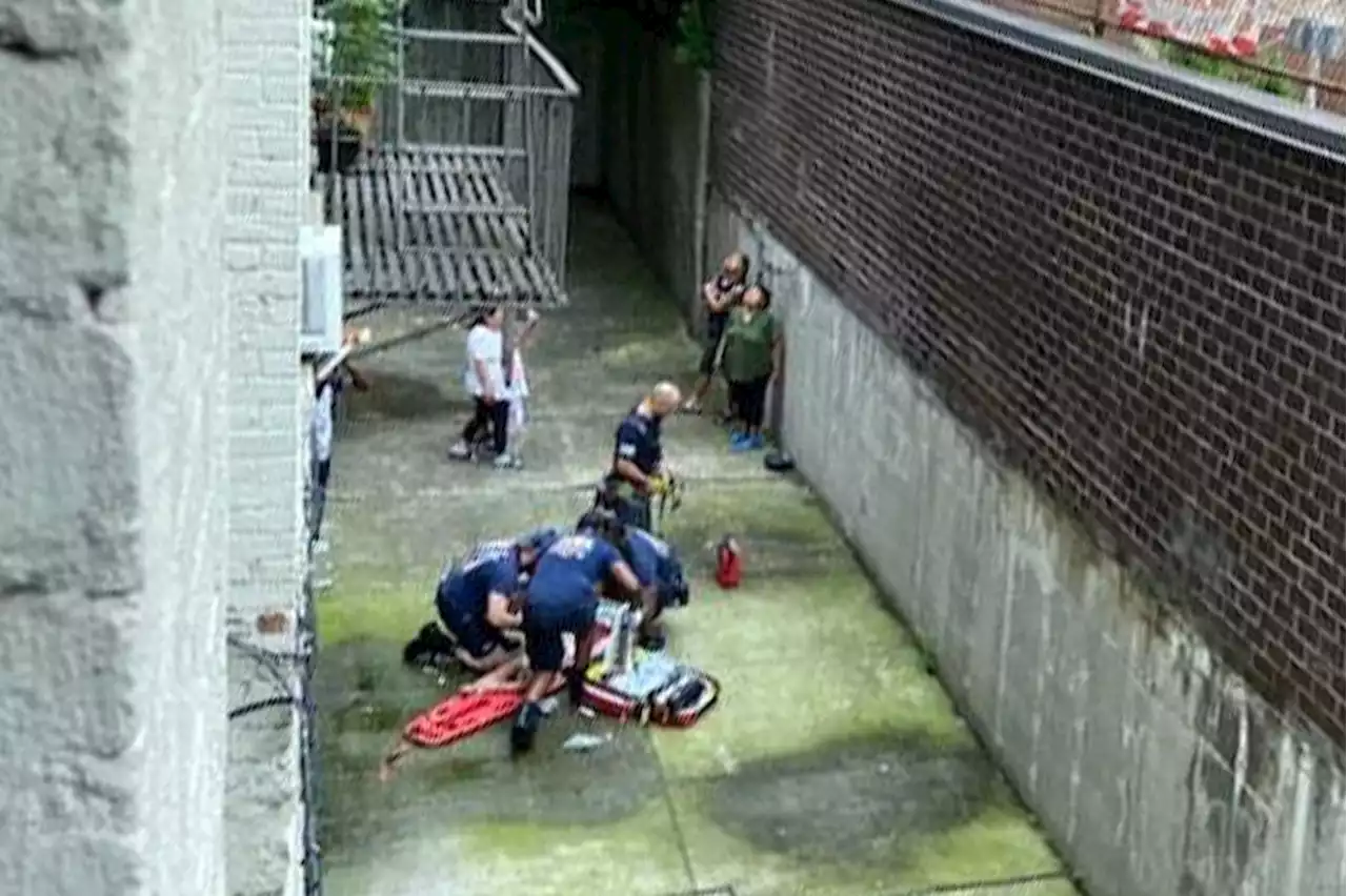 Girl, 3, in critical condition after falling from sixth-floor window in Harlem