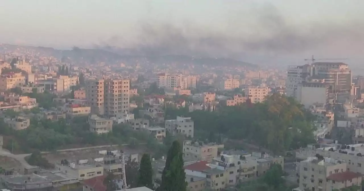 L'operazione israeliana a Jenin entra nel secondo giorno, nella notte in tremila lasciano il campo