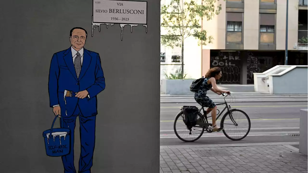 Sondaggi politici, l’effetto Berlusconi spinge ancora Forza Italia. Cresce anche la Lega, flessione FdI