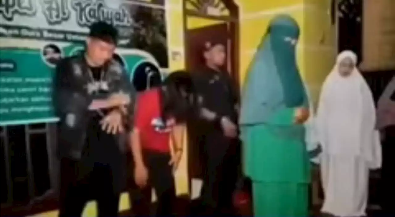 MUI: Wanita Jadi Imam Sholat Bagi Laki-Laki Haram dan tidak Sah |Republika Online