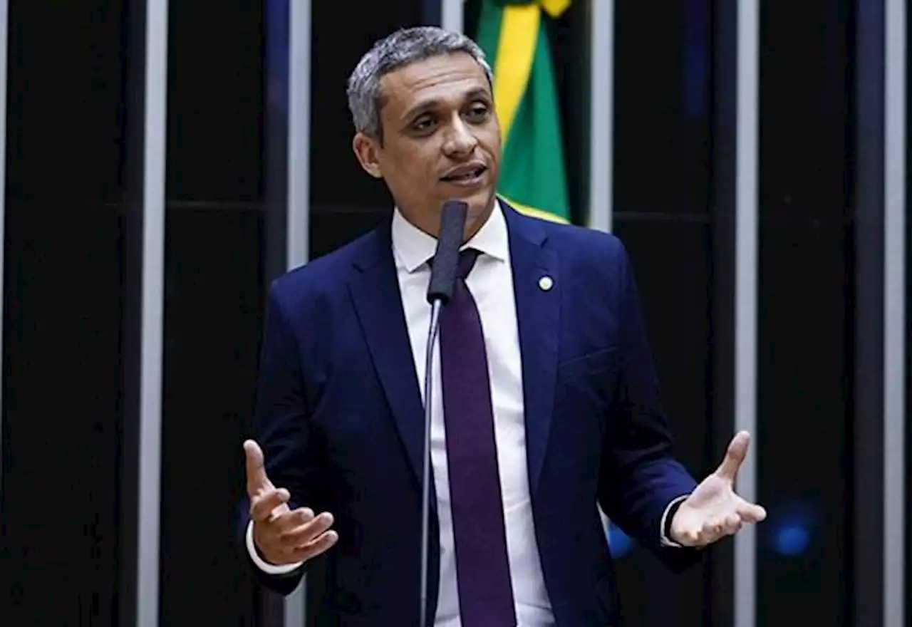 Advocacia-Geral da União apresenta notícia-crime contra deputado Gustavo Gayer - SBT News