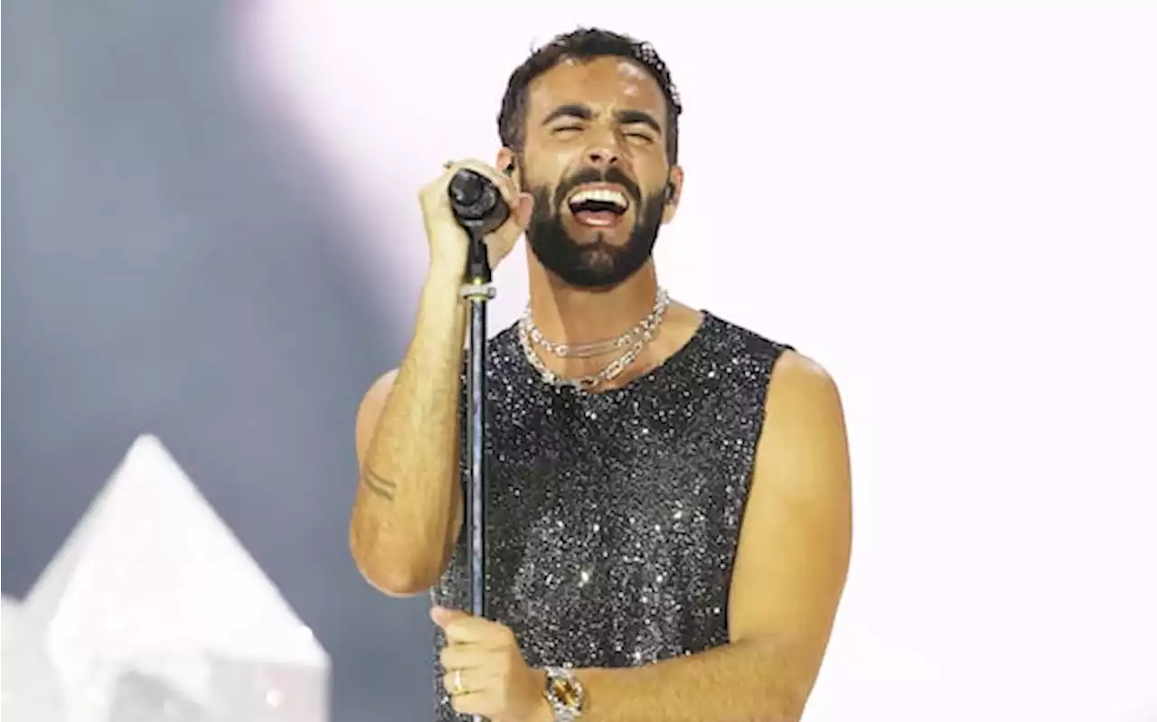 Marco Mengoni, conquistati 75 dischi di platino in carriera