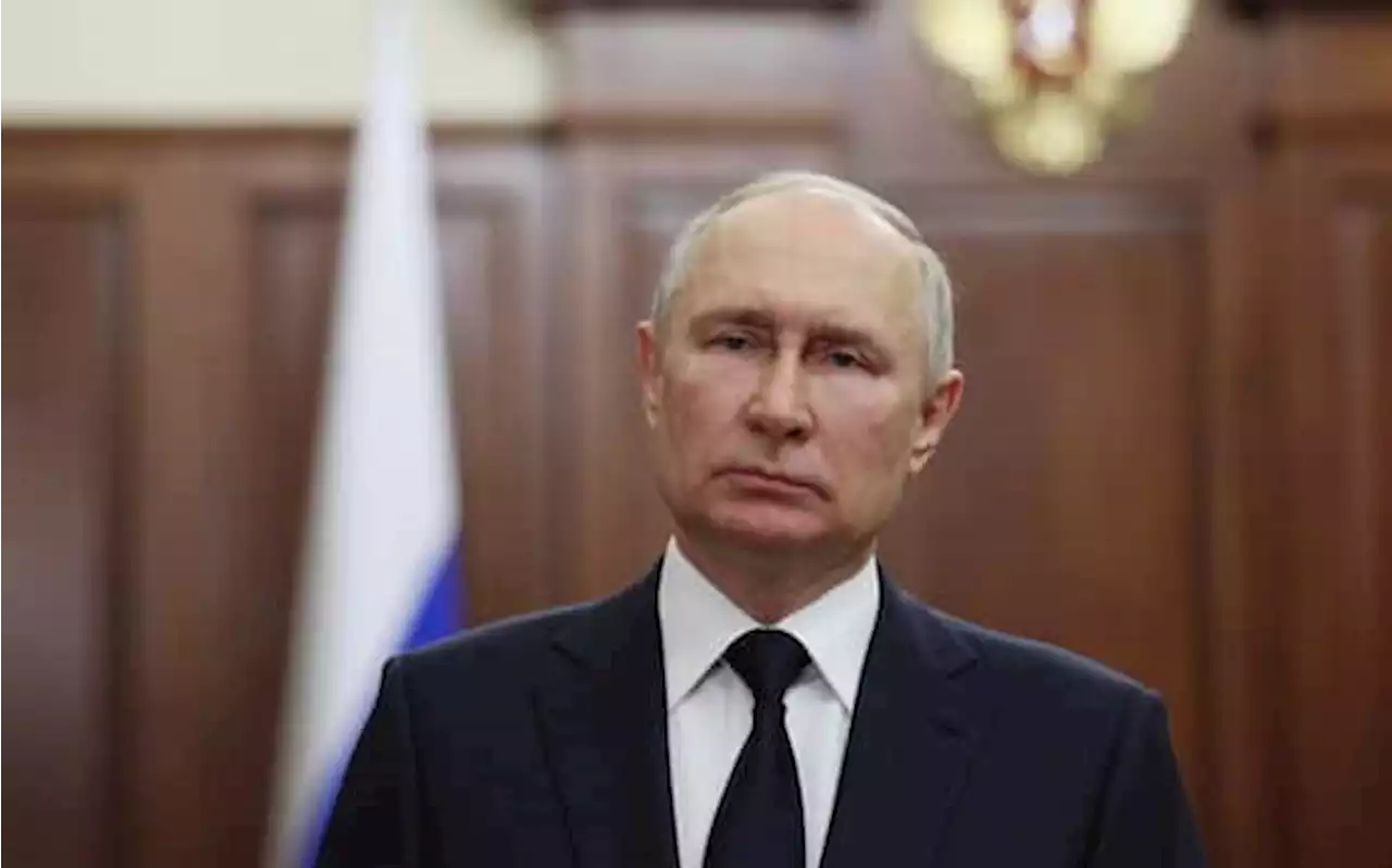 Russia, Putin: 'Guerra ibrida contro di noi ma il popolo è unito'