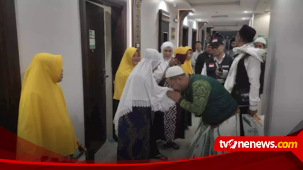 Pasca Insiden Terlantar di Muzdalifah - Mina, Bupati Kabarkan Jemaah asal Gresik Kondisinya Baik