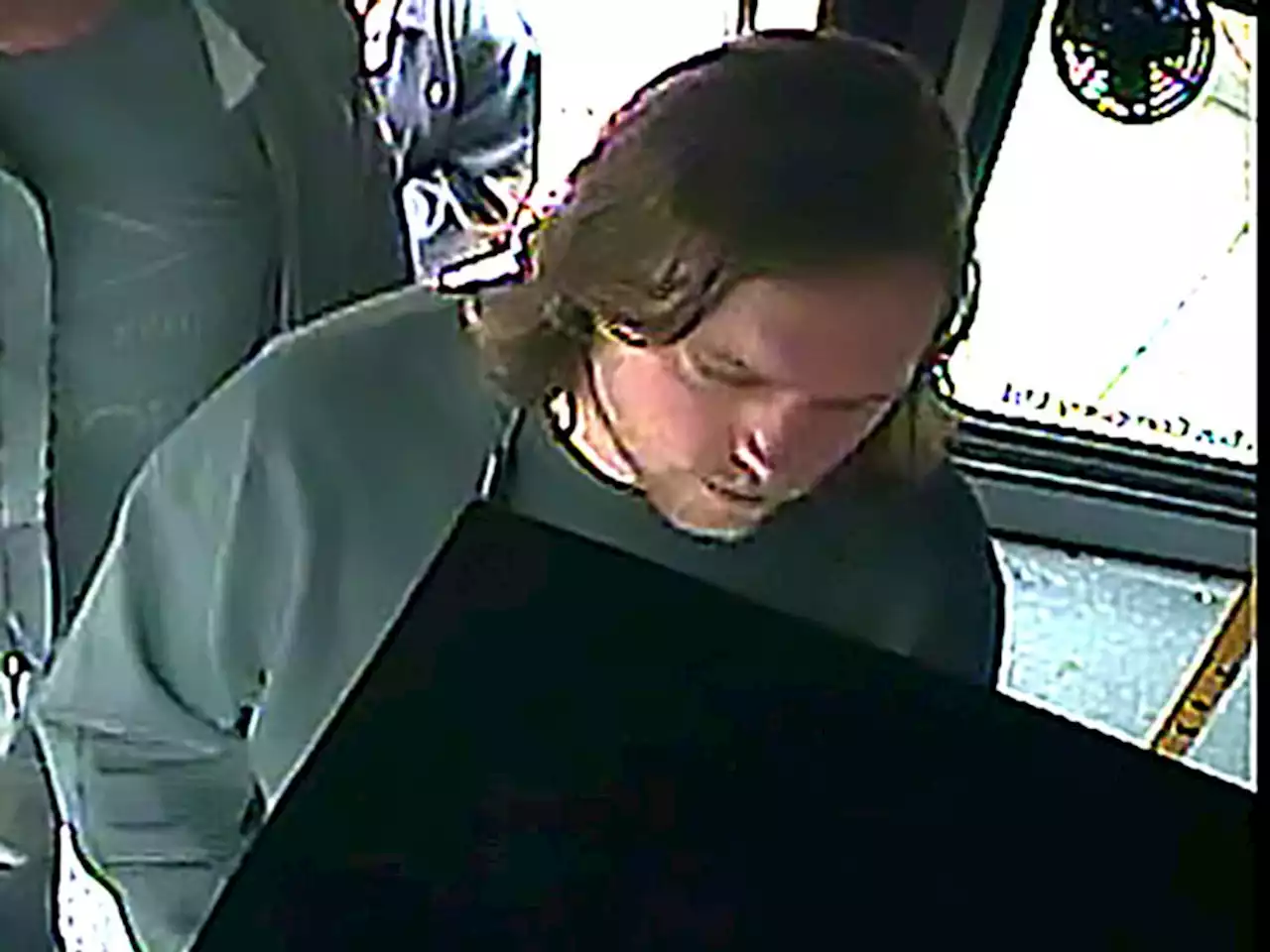 Suspect sought after man suffers broken jaw, severed finger in bus fight: Transit Police