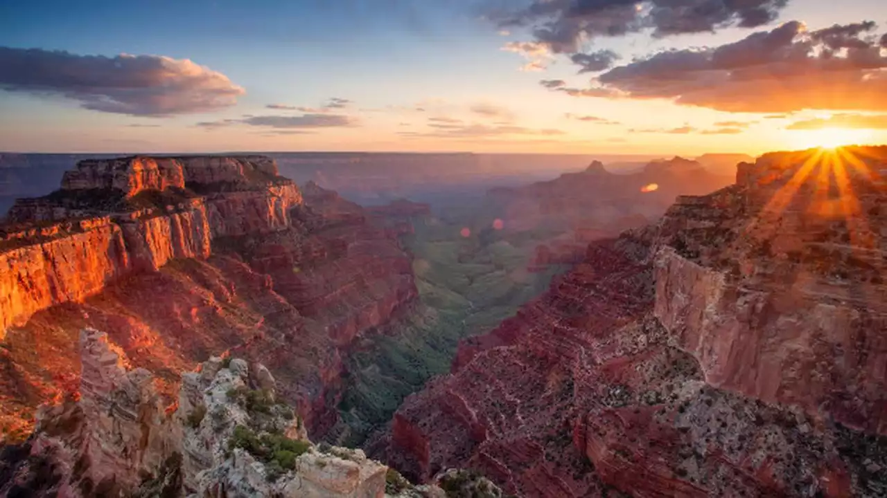 Woman dies hiking in Grand Canyon amid triple-digit temperatures: National Park Service