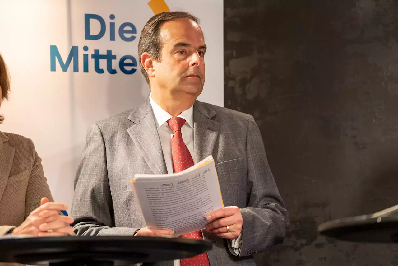 Wahlbarometer: Mitte legt zu – attackieren Sie nun die FDP, Gerhard Pfister?