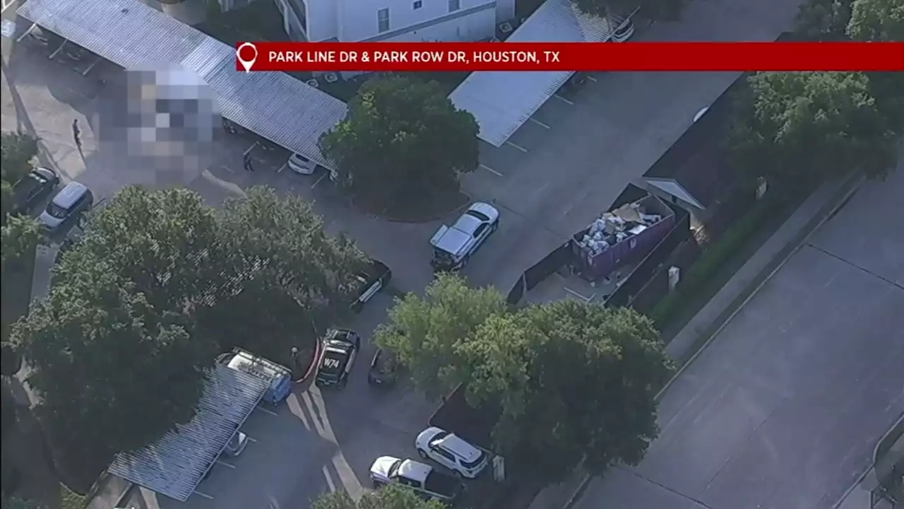 HPD investigating body found outside W. Houston apartments after reported shooting