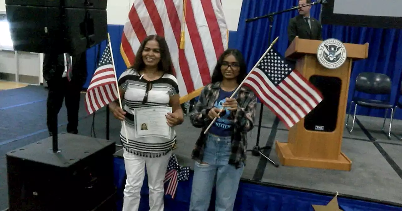 New U.S. citizens across the Valley sworn in on 4th of July