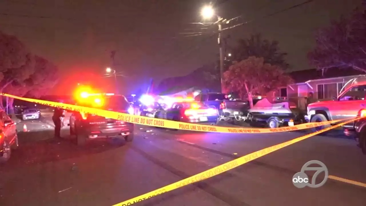 6 injured, including possible suspect, in Hayward shooting, police say