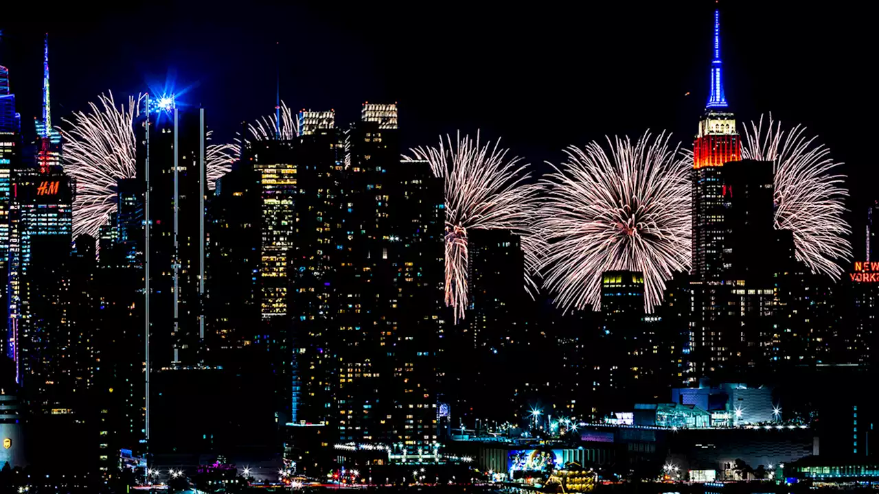 Macy's hosts spectacular Fourth of July fireworks show in New York City