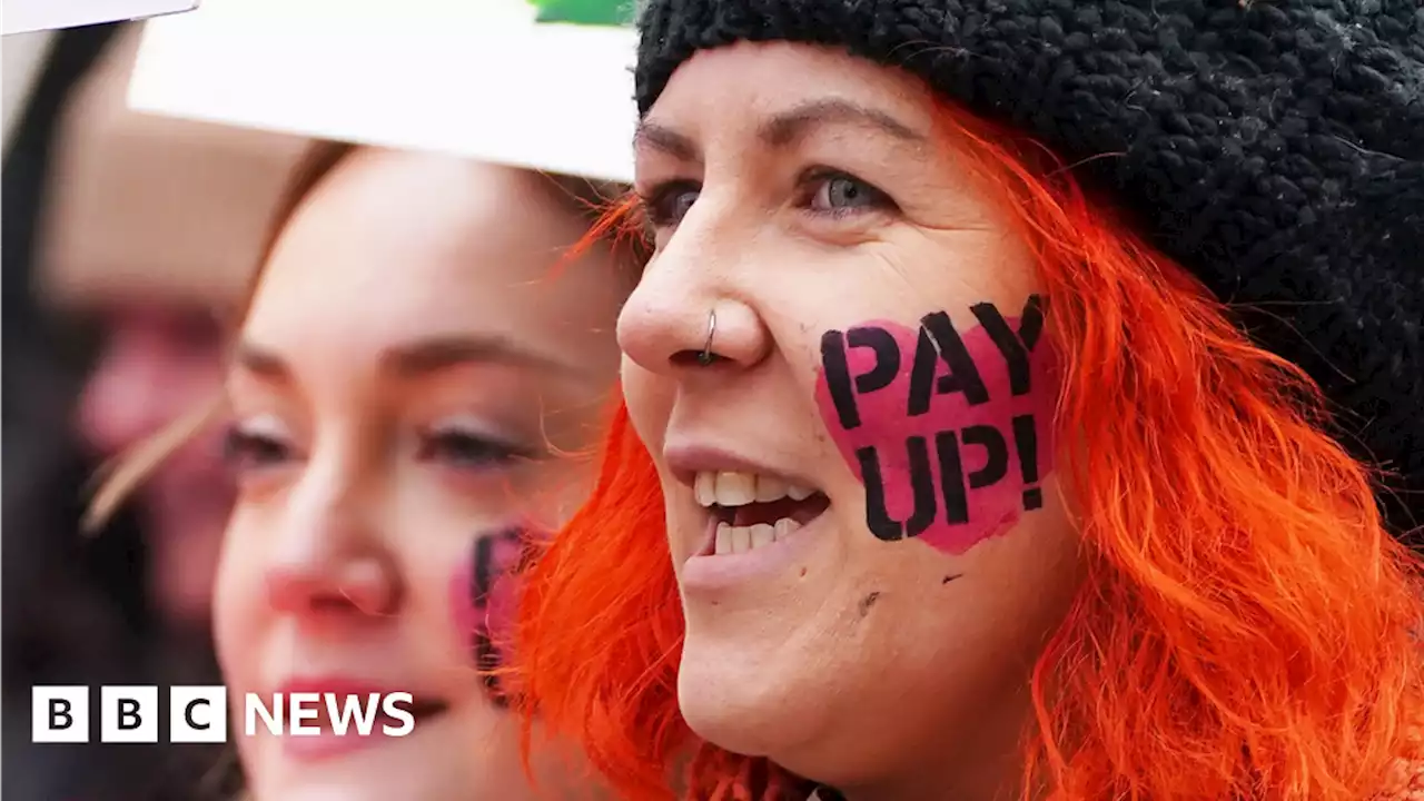 Teachers' strikes: School disruption as NEU members walk out again in England