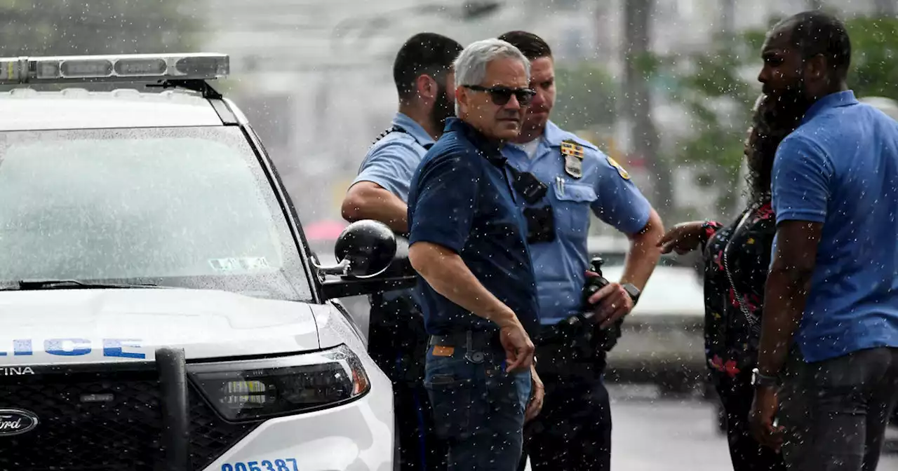 Man in bulletproof vest fatally shoots 5, wounds 2 in Philadelphia; suspect in custody