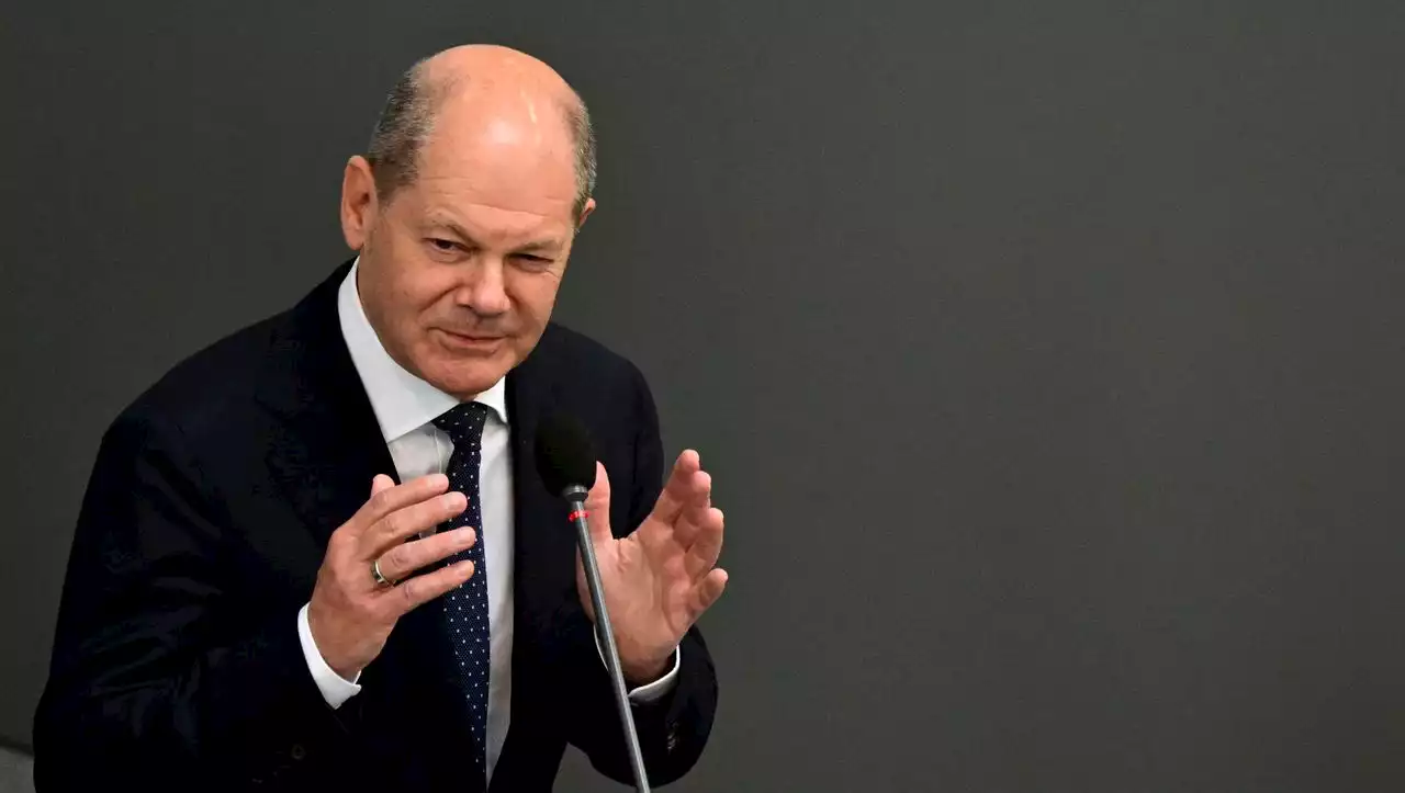 Olaf Scholz verteidigt Kürzungen beim Elterngeld