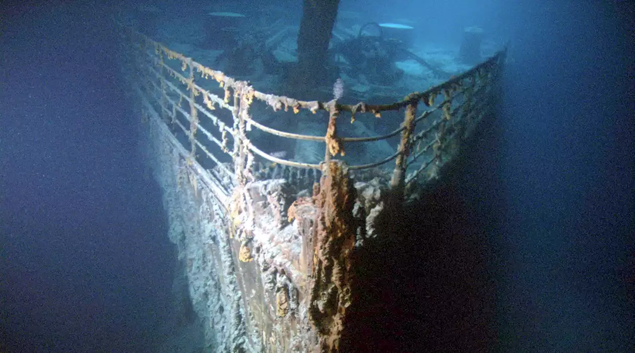 What It's Like to Dive Down to the Titanic in a Submersible?