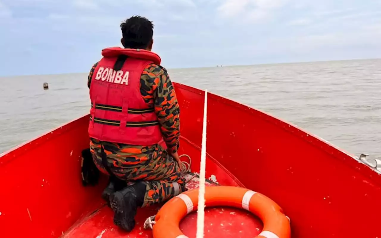 2 fishermen go missing in Sungai Besar waters