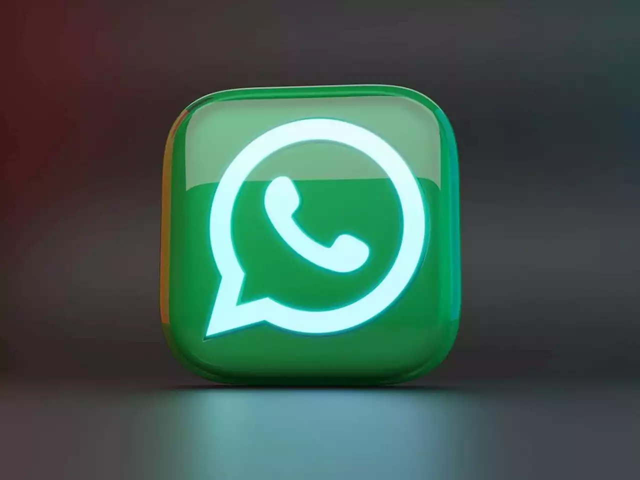 Tre motivi per non usare WhatsApp e due valide alternative