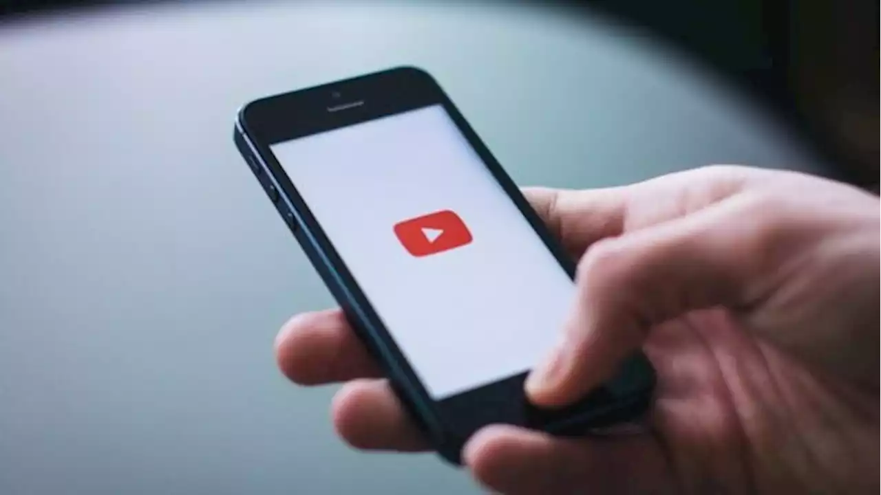 YouTube limits ad-blockers to promote its Premium subscription