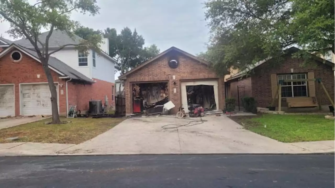 Smoldering fireworks blamed for fire that damaged 2 West Bexar County homes