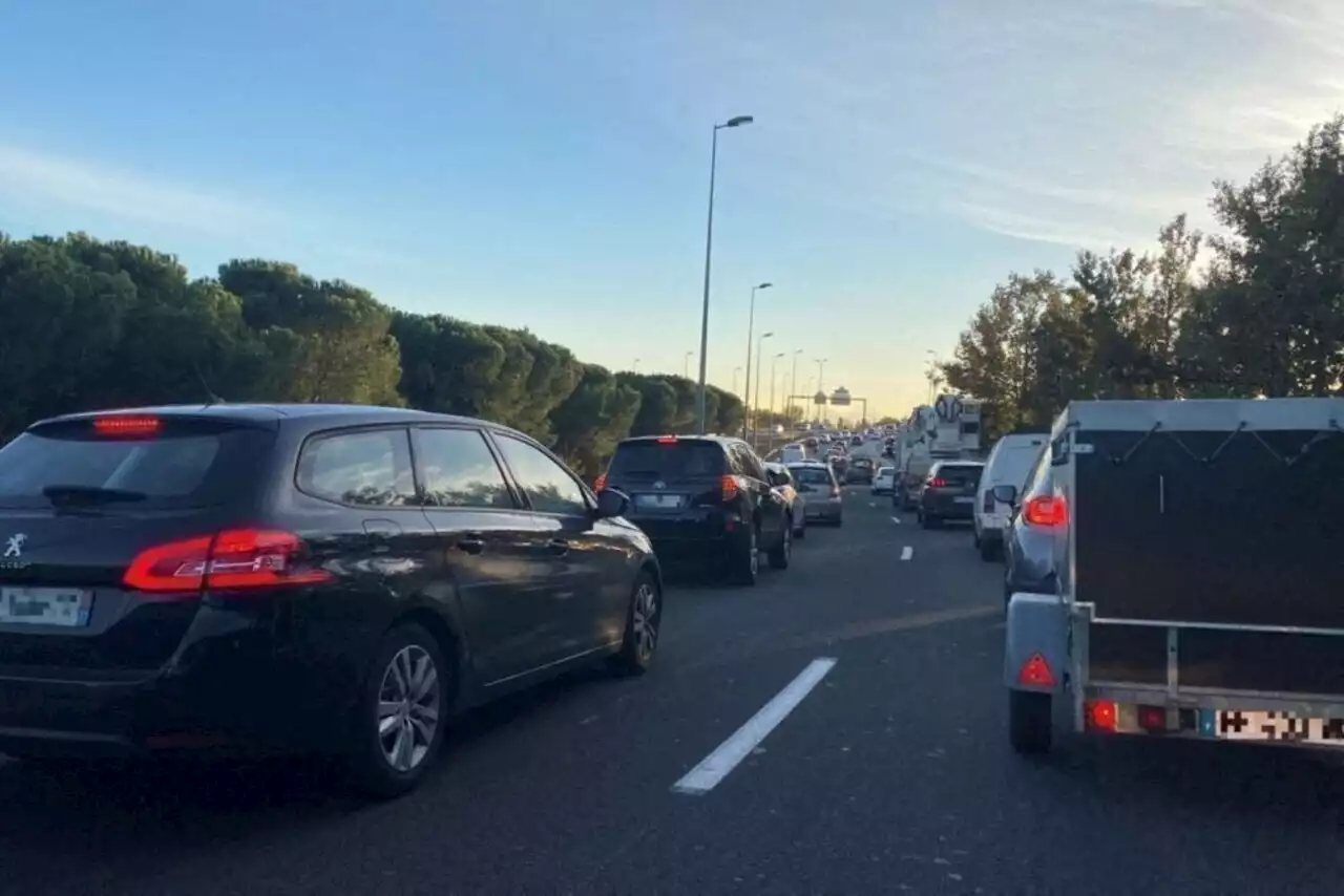 Un accident près de Lille sur l'A25/A1 entre trois véhicules cause de gros bouchons