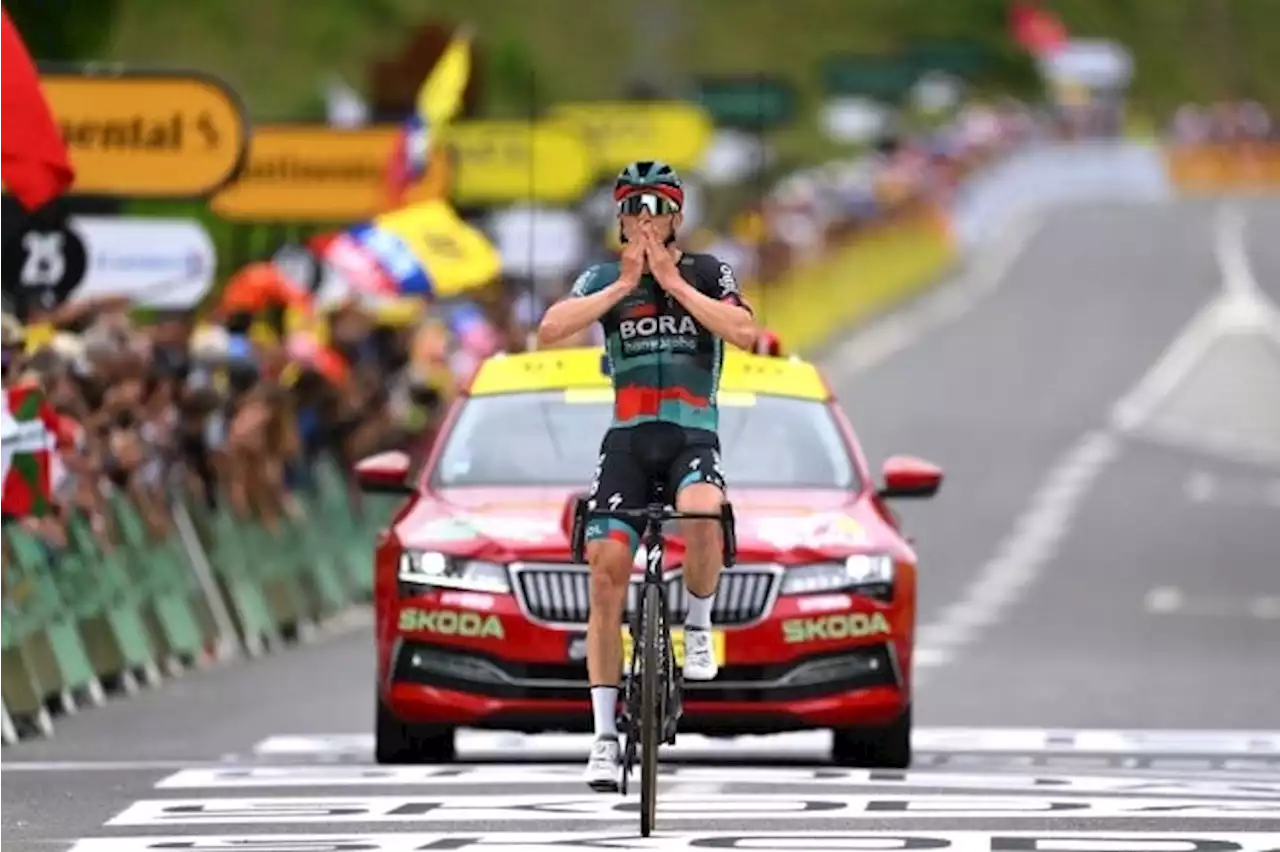 Hindley takes Tour de France lead as Pogacar suffers in Pyrenees | Sport