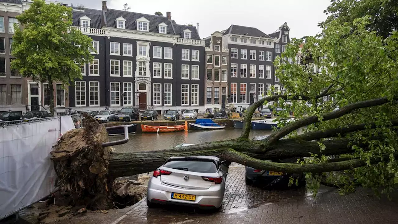 Storm Poly neemt in kracht af, opruimen wegen duurt nog uren