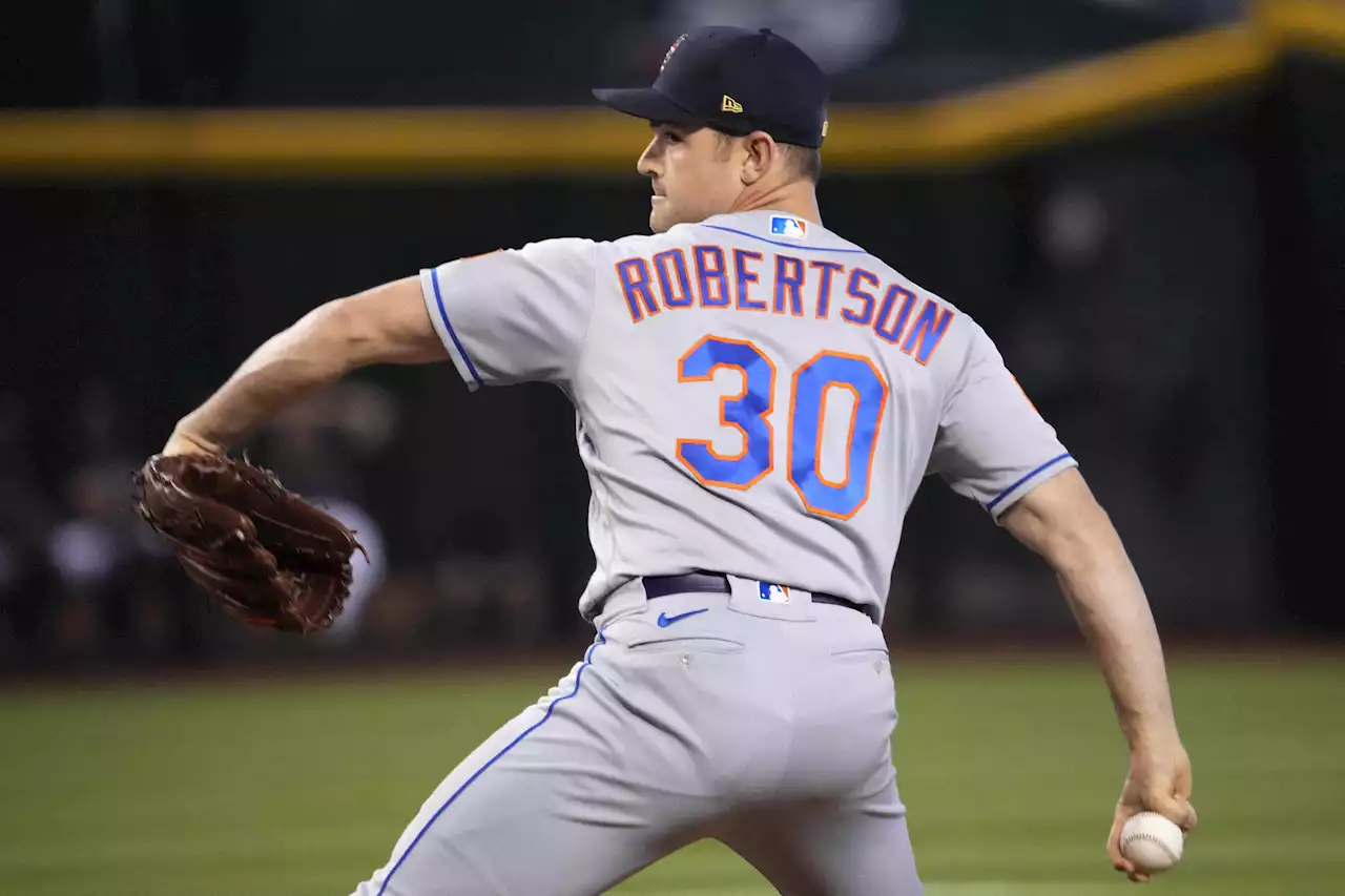 David Robertson saves Mets from potential ninth-inning meltdown