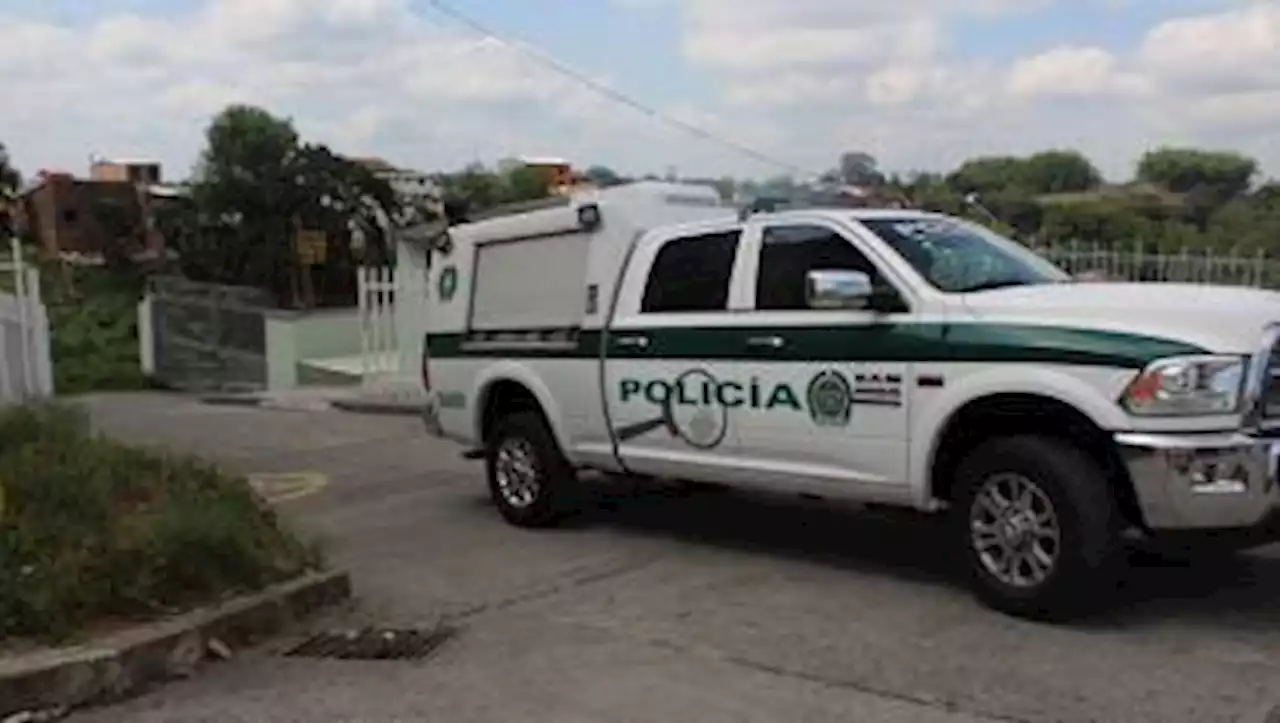 Hombre fue asesinado afuera del estadio Centenario; policías pensaron que estaba dormido - Pulzo