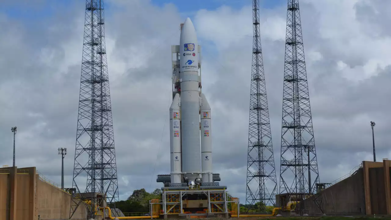 Espace: Ariane 5, pour la 117e et dernière fois sur son pas de tir