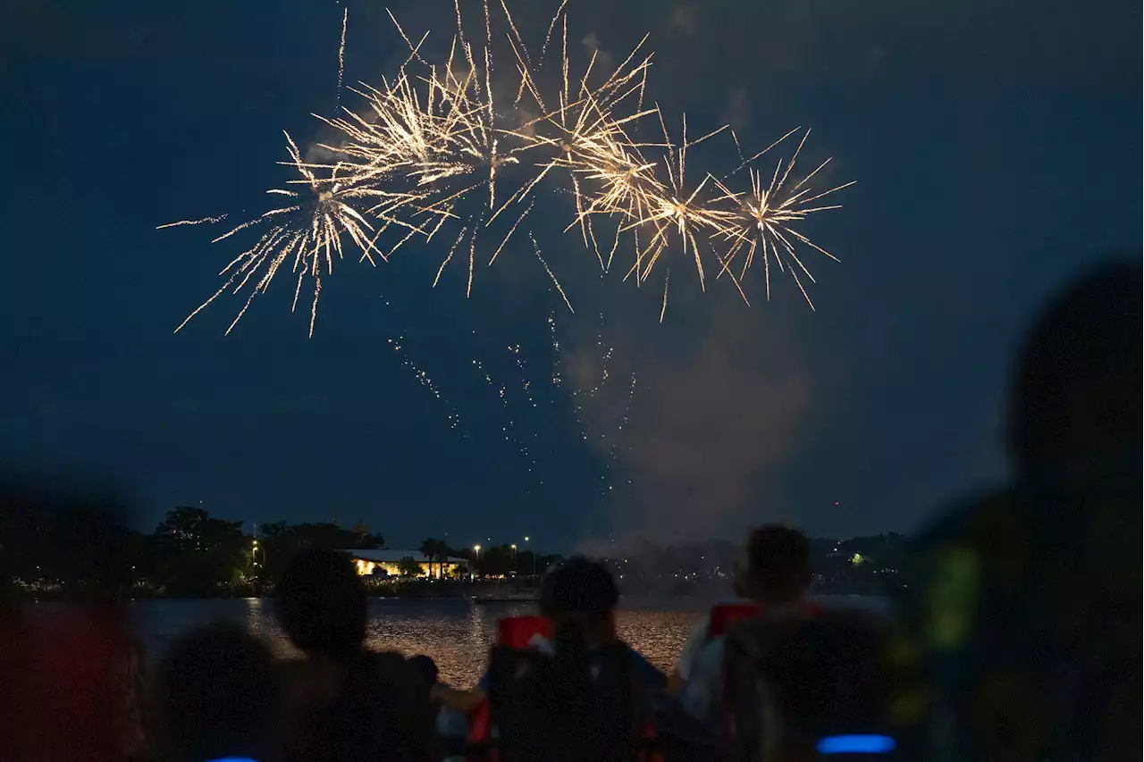 San Antonians gather for Fourth of July fireworks