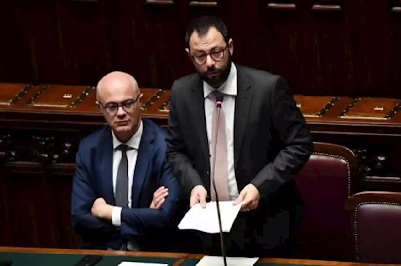 L'opposizione contro Santanchè: 'Dimissioni, dimissioni'