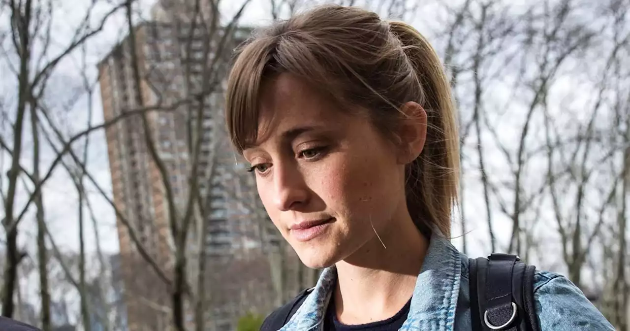 ‘Smallville’ actor Allison Mack released from prison early, records show