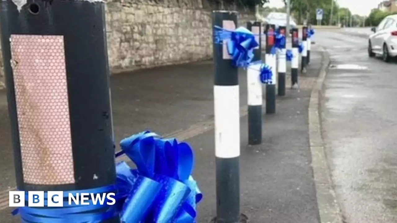 Cardiff: Hundreds due at e-bike crash boys' Ely funeral