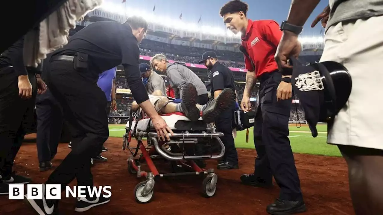 Yankees and Orioles: Cameraman hurt by wild throw at game