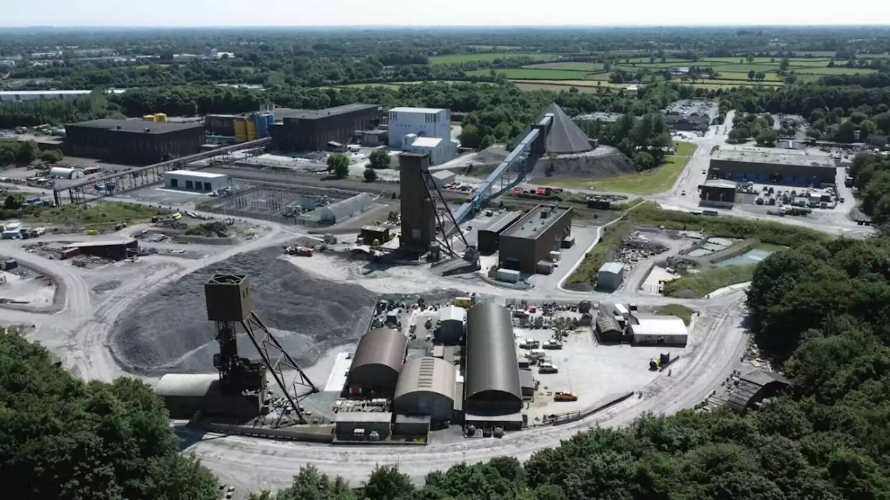 Tara Mines workers protest over facility closure