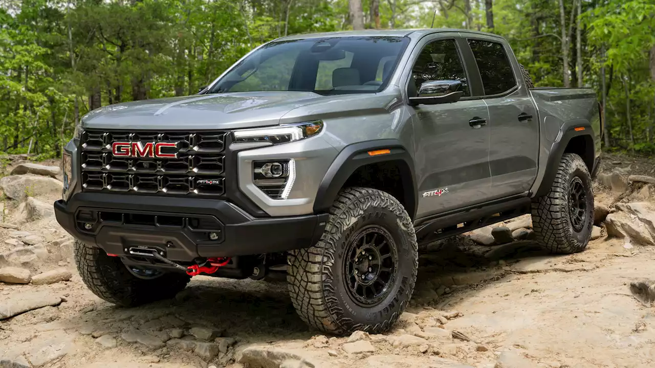 2024 GMC Canyon AT4X AEV Edition Debuts With Over A Foot Of Ground Clearance | Carscoops