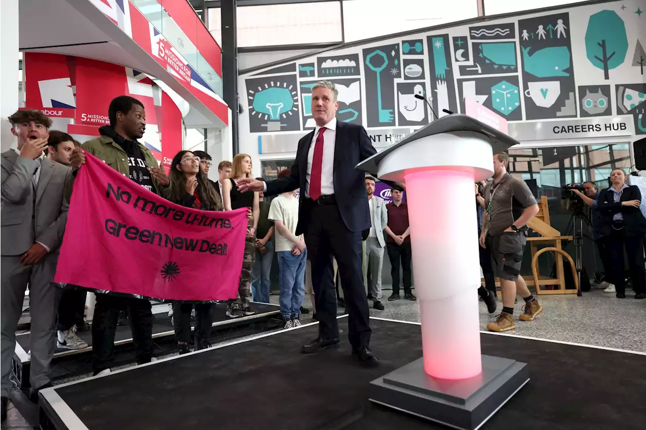 Starmer promises more teachers in Labour education reform plan